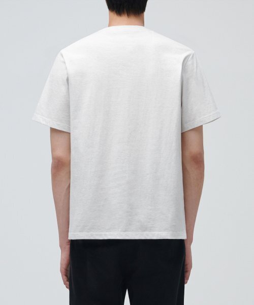 MUSINSA STANDARD（ムシンサスタンダード）の「ベーシッククルーネックTシャツ[オートミール]（Tシャツ/カットソー・メンズ・その他・XXX-LARGE/SMALL/MEDIUM/LARGE/X-LARGE/XX-LARGE）」の2枚目の写真