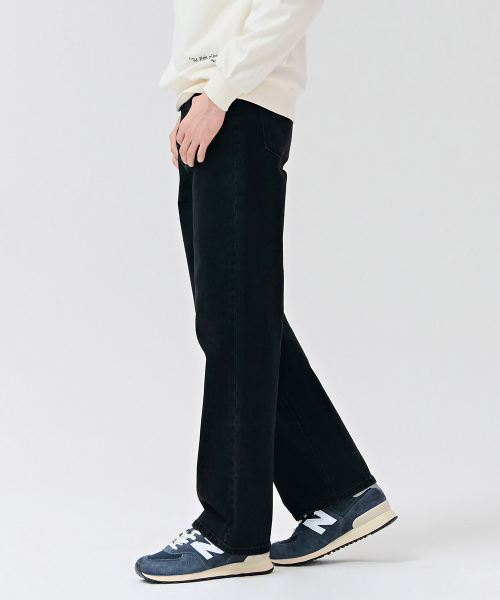 CHASECULT(チェイスカルト)の「男性 ブラック ウォッシング ワイド デニムパンツ-DERK2316B03(デニムパンツ・メンズ・ブラック・70/76/82/86)」の3枚目の写真