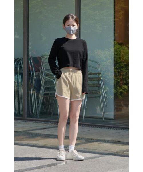 MUSINSA STANDARD WOMAN（ムシンサスタンダードウーマン）の「ウィメンズクルーネッククロップ長袖Tシャツ[ブラック]（Tシャツ/カットソー・レディース・その他・SMALL/MEDIUM/LARGE/X-SMALL）」の10枚目の写真