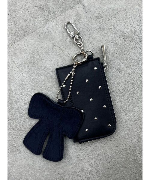 EMODA(エモダ)の「スタッズカードケースミラー(カードケース・レディース・ブラック/ネイビー/ブラウン・FREE)」の3枚目の写真