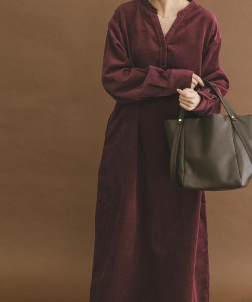 ITEMS URBANRESEARCH（アイテムズ アーバンリサーチ）の「ライトコーデュロイスキッパーワンピース（ワンピース・レディース・チャコールグレー/ブラウン/バーガンディー・FREE）」の16枚目の写真