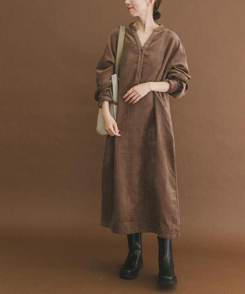 ITEMS URBANRESEARCH（アイテムズ アーバンリサーチ）の「ライトコーデュロイスキッパーワンピース（ワンピース・レディース・チャコールグレー/ブラウン/バーガンディー・FREE）」の9枚目の写真