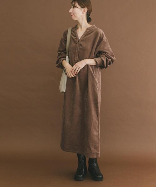 ITEMS URBANRESEARCH（アイテムズ アーバンリサーチ）の「ライトコーデュロイスキッパーワンピース（ワンピース・レディース・チャコールグレー/ブラウン/バーガンディー・FREE）」の11枚目の写真