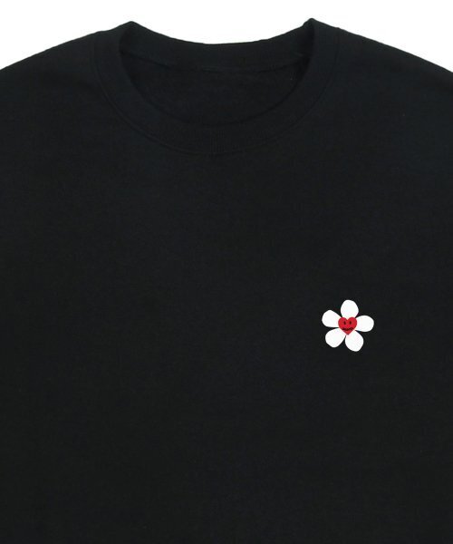 GRAVER（グレーバー）の「[UNISEX]フラワーハートロゴスマイルスウェット_ブラック（スウェット・レディース・ブラック・SMALL/MEDIUM/LARGE）」の3枚目の写真