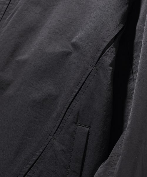 MASSNOUN(マスノウン)の「ストレインメッシュアップインバーテッドジャケットMFTJK003-BK(ナイロンジャケット・レディース・その他・LARGE/MEDIUM)」の6枚目の写真