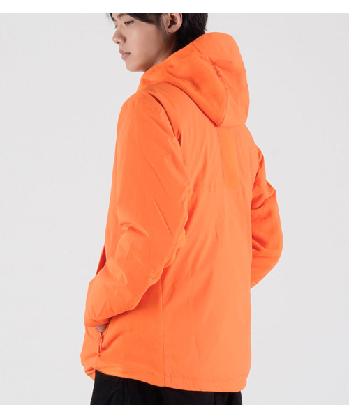BUTTON SEOUL（ボタンソウル）の「[ダックダウン90/10] フリースミックスナイロンダックダウンハイキングジャケット (ネオンオレンジ)（ダウンジャケット/コート・メンズ・その他・MEDIUM/LARGE/X-LARGE）」の9枚目の写真
