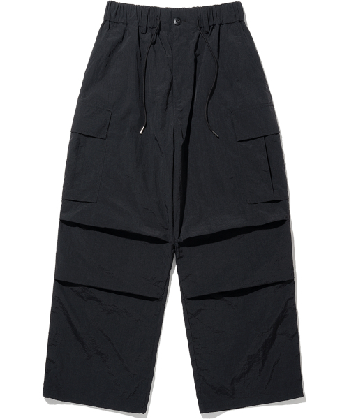 NOT4NERD(ノットフォーナード)の「Parachute Nylon Cargo Pants - Black(スウェットパンツ・レディース・その他・LARGE/MEDIUM/X-LARGE/SMALL)」の2枚目の写真