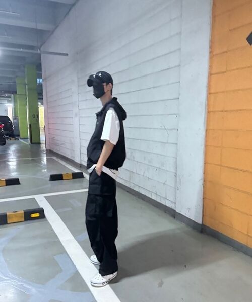 NOT4NERD(ノットフォーナード)の「Parachute Nylon Cargo Pants - Black(スウェットパンツ・レディース・その他・LARGE/MEDIUM/X-LARGE/SMALL)」の6枚目の写真