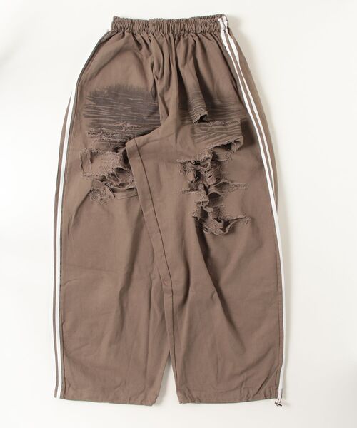 .KOM(ドットコム)の「A'GEM/9 × .kom 『.KOM/ドットケーオーエム』Destroy Track Pants/デストロイトラックパンツ(スウェットパンツ・レディース・ブラック/ブラウン・FREE)」の21枚目の写真