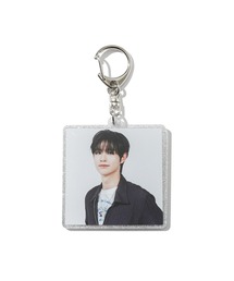 ZOZOVILLA（ゾゾヴィラ）の「CLOSE YOUR EYES×ZOZOTOWN　Acrylic keychain（キーホルダー）」