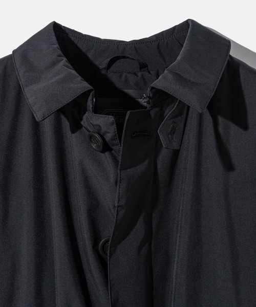 HERNO(ヘルノ)の「HERNO 2 LAYER PROMETEO BALMACAAN DOWN COAT ヘルノ 2レイヤー プロメテオ ステンカラー ダウンコート(ダウンジャケット/コート・メンズ・ブラック・50/46)」の9枚目の写真