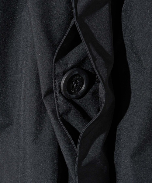 HERNO(ヘルノ)の「HERNO 2 LAYER PROMETEO BALMACAAN DOWN COAT ヘルノ 2レイヤー プロメテオ ステンカラー ダウンコート(ダウンジャケット/コート・メンズ・ブラック・50/46)」の12枚目の写真
