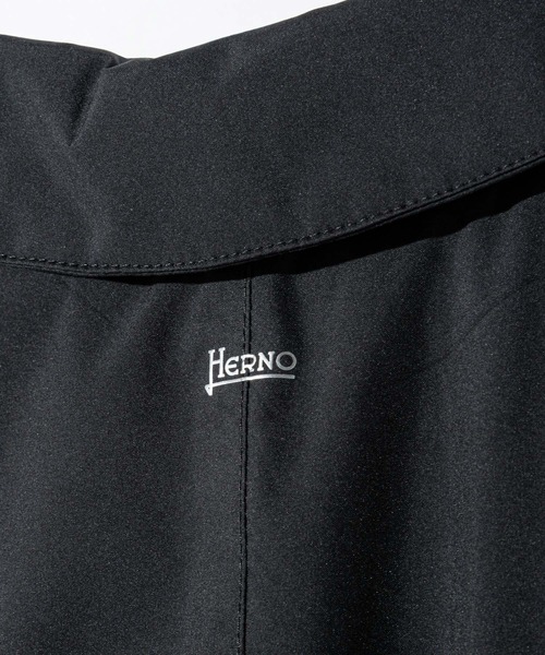 HERNO(ヘルノ)の「HERNO 2 LAYER PROMETEO BALMACAAN DOWN COAT ヘルノ 2レイヤー プロメテオ ステンカラー ダウンコート(ダウンジャケット/コート・メンズ・ブラック・50/46)」の14枚目の写真
