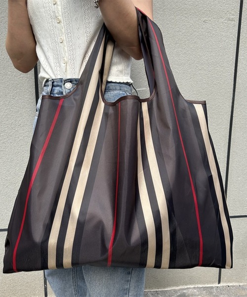 VIBGYOR Women(ヴィブジョー ウィメン)の「【urge select】ストライプ ライン柄 折りたたみ コンパクト ショッピングバッグ/エコバッグ(エコバッグ/サブバッグ・レディース・その他・MEDIUM/LARGE)」の2枚目の写真