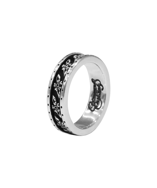 ANONYMOUS ARTISAN(アノニマスアルティザン)の「Oldschool Flower Band Ring(リング・レディース・その他・12号/13号/14号/15号/16号/17号/18号/19号/20号/21号/27号/28/30/22号/29号/23号/24号/25号/26号)」の3枚目の写真