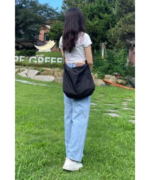 KANEITEI(カネイテイ)の「LIGHTWEIGHT MESSENGER BAG (BLACK) / RECYCLED(メッセンジャーバッグ・レディース・その他・MEDIUM)」の13枚目の写真