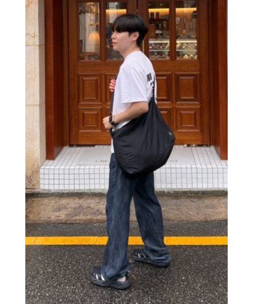 KANEITEI(カネイテイ)の「LIGHTWEIGHT MESSENGER BAG (BLACK) / RECYCLED(メッセンジャーバッグ・レディース・その他・MEDIUM)」の14枚目の写真
