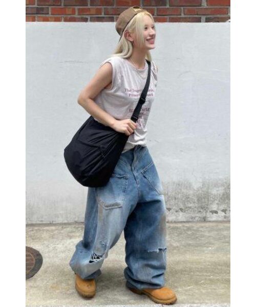 KANEITEI(カネイテイ)の「LIGHTWEIGHT MESSENGER BAG (BLACK) / RECYCLED(メッセンジャーバッグ・レディース・その他・MEDIUM)」の5枚目の写真