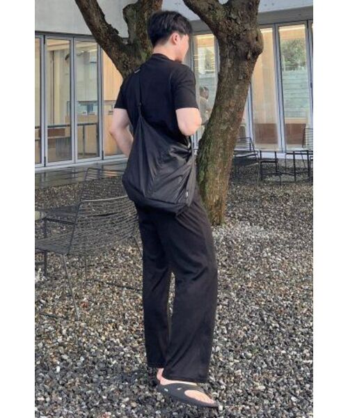 KANEITEI(カネイテイ)の「LIGHTWEIGHT MESSENGER BAG (BLACK) / RECYCLED(メッセンジャーバッグ・レディース・その他・MEDIUM)」の7枚目の写真