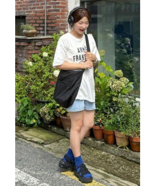 KANEITEI(カネイテイ)の「LIGHTWEIGHT MESSENGER BAG (BLACK) / RECYCLED(メッセンジャーバッグ・レディース・その他・MEDIUM)」の4枚目の写真