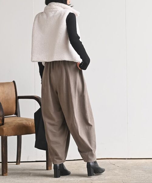 rps（アールピーエス）の「ピーチ起毛コクーンパンツ（その他パンツ・レディース・モカ/チャコールグレー/ブラック・フリー）」の16枚目の写真