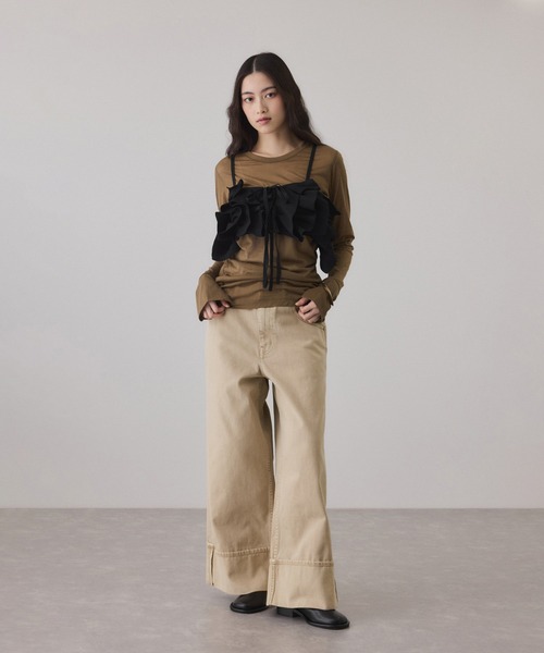 ADAM ET ROPE'(アダムエロペ)の「ターンナップアジャストデニム(デニムパンツ・レディース・ブルー/ベージュ・36/38)」の4枚目の写真