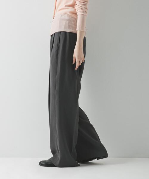 URBAN RESEARCH(アーバンリサーチ)の「ダブルクロスキュプライージーパンツ(その他パンツ・レディース・ベージュ系その他/チャコールグレー/ブラック・36/38)」の5枚目の写真