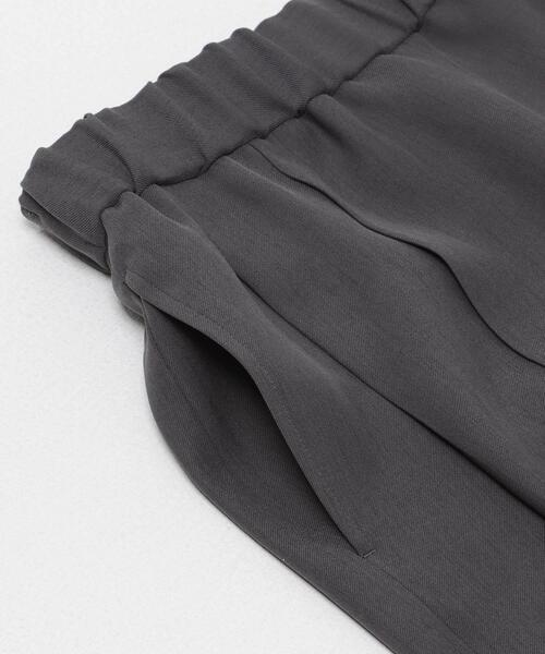 URBAN RESEARCH(アーバンリサーチ)の「ダブルクロスキュプライージーパンツ(その他パンツ・レディース・ベージュ系その他/チャコールグレー/ブラック・36/38)」の15枚目の写真