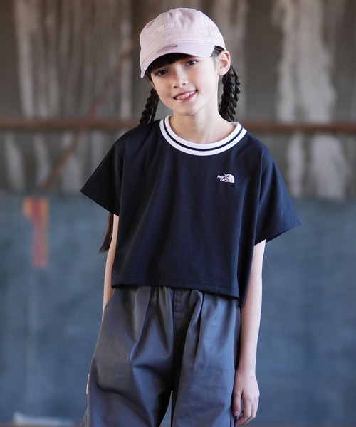 THE NORTH FACE(ザノースフェイス)の「THE NORTH FACE ザ・ノース・フェイス ワイドシルエット ショート Tシャツ NTJ32603(Tシャツ/カットソー・キッズ・オフホワイト/グレー×サックスブルー/ブラック・160cm/150cm/140cm/130cm)」の3枚目の写真