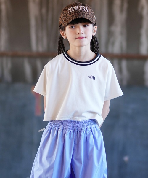 THE NORTH FACE(ザノースフェイス)の「THE NORTH FACE ザ・ノース・フェイス ワイドシルエット ショート Tシャツ NTJ32603(Tシャツ/カットソー・キッズ・オフホワイト/グレー×サックスブルー/ブラック・160cm/150cm/140cm/130cm)」の8枚目の写真