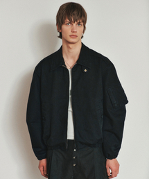 HEUTE（ホイテ）の「NIC VINTAGE WASHED JUMPER (BLACK)（MA-1）」
