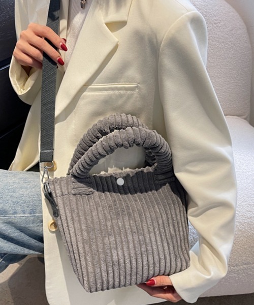SallyLunn(サリーラン)の「コーデュロイ2wayショルダーバッグ(ショルダーバッグ・レディース・アイボリー/グレー/ベージュ/ブラック・FREE)」の7枚目の写真