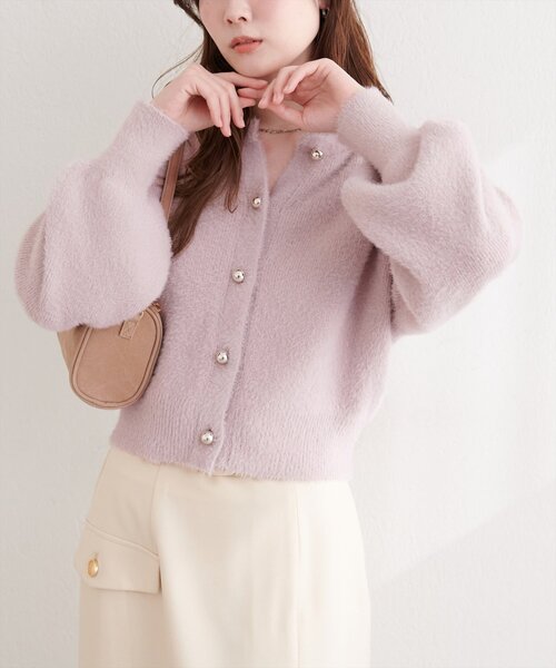natural couture（ナチュラルクチュール）の「ころりん釦クルーネックシャギーカーディガン（カーディガン/ボレロ・レディース・ネイビー/ピンク/アイボリー/グレイッシュベージュ/サックスブルー/チャコールグレー・FREE）」の5枚目の写真