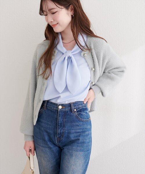 natural couture（ナチュラルクチュール）の「ころりん釦クルーネックシャギーカーディガン（カーディガン/ボレロ・レディース・ネイビー/ピンク/アイボリー/グレイッシュベージュ/サックスブルー/チャコールグレー・FREE）」の16枚目の写真