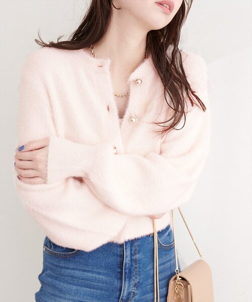 natural couture（ナチュラルクチュール）の「ころりん釦クルーネックシャギーカーディガン（カーディガン/ボレロ・レディース・ネイビー/ピンク/アイボリー/グレイッシュベージュ/サックスブルー/チャコールグレー・FREE）」の7枚目の写真