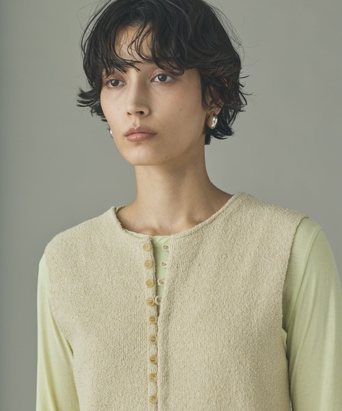 Curensology（カレンソロジー）の「Curensology(カレンソロジー)/2WAYフリゼニットベスト（ベスト・レディース・オフホワイト/ブラック・FREE）」の10枚目の写真