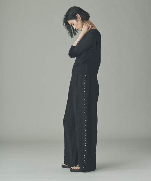 Curensology（カレンソロジー）の「Curensology(カレンソロジー)/2WAYフリゼニットベスト（ベスト・レディース・オフホワイト/ブラック・FREE）」の16枚目の写真