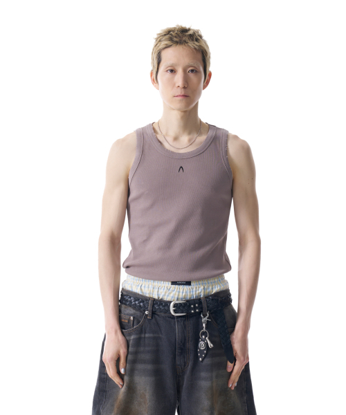 AAKAM(アーカム)の「Distressed Logo Sleeveless (Brown)(Tシャツ/カットソー・レディース・その他・1/2)」の7枚目の写真