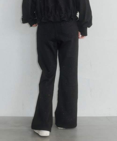 Lallana(ララーナ)の「Lame coco frill straight sweatpants/ラメココフリルストレートスウェットパンツ(その他パンツ・レディース・グレー/ブラック・SMALL/FREE)」の9枚目の写真