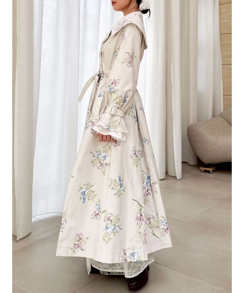 dazzlin(ダズリン)の「ビッグカラーフリルスリーブトレンチコート(トレンチコート・レディース・ピンク/ベージュ・FREE)」の10枚目の写真