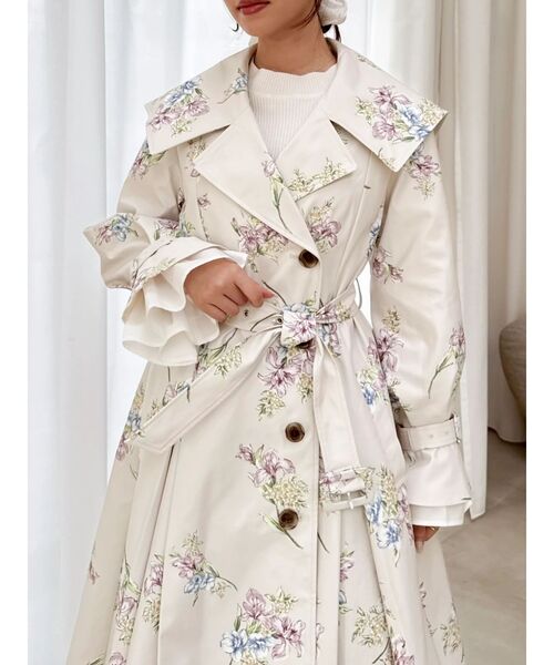 dazzlin(ダズリン)の「ビッグカラーフリルスリーブトレンチコート(トレンチコート・レディース・ピンク/ベージュ・FREE)」の11枚目の写真