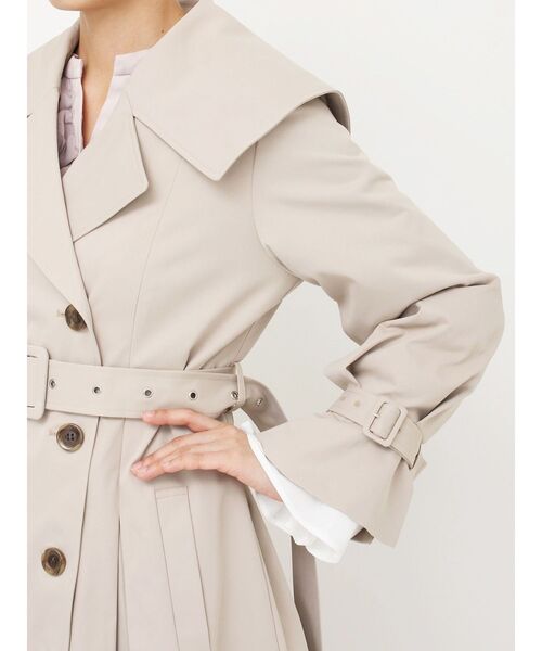 dazzlin(ダズリン)の「ビッグカラーフリルスリーブトレンチコート(トレンチコート・レディース・ピンク/ベージュ・FREE)」の22枚目の写真