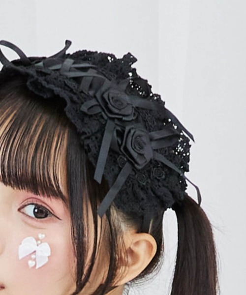 BODYLINE(ボディライン)の「レースアップ2連薔薇ヘッドドレス(その他ヘアアクセサリー・レディース・ブラック×ホワイト/ピンク/レッド/オフホワイト/ブラック/サックスブルー・FREE)」の15枚目の写真