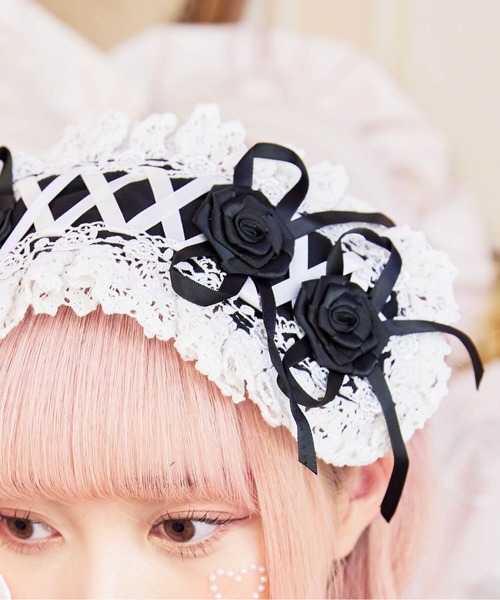 BODYLINE(ボディライン)の「レースアップ2連薔薇ヘッドドレス(その他ヘアアクセサリー・レディース・ブラック×ホワイト/ピンク/レッド/オフホワイト/ブラック/サックスブルー・FREE)」の9枚目の写真
