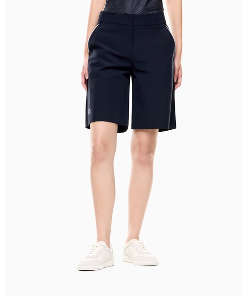 EMPORIO ARMANI EA7(エンポリオアルマーニイーエーセブン)の「【エンポリオ アルマーニ EA7】EA7ロゴ入り ショートパンツ(その他パンツ・レディース・ネイビー・LARGE/MEDIUM/SMALL)」の1枚目の写真