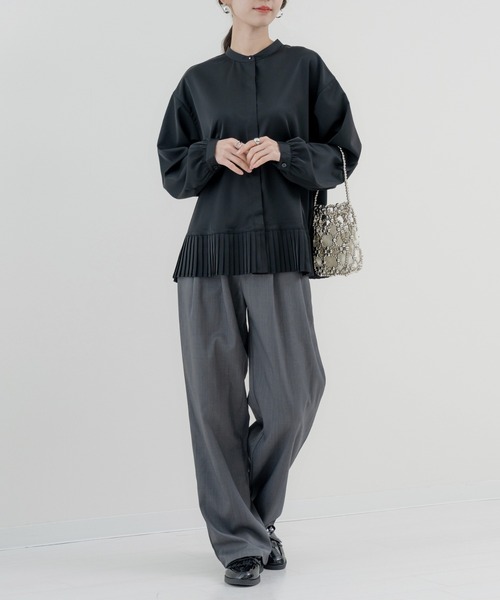 refinedworks（リファインドワークス）の「【refinedworks】裾プリーツ が印象的な バンドカラーブラウス！（シャツ/ブラウス・レディース・ホワイト/ブラック・FREE）」の17枚目の写真