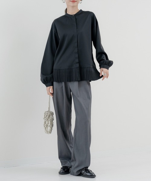 refinedworks（リファインドワークス）の「【refinedworks】裾プリーツ が印象的な バンドカラーブラウス！（シャツ/ブラウス・レディース・ホワイト/ブラック・FREE）」の19枚目の写真