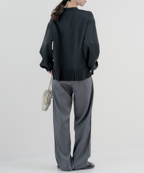 refinedworks（リファインドワークス）の「【refinedworks】裾プリーツ が印象的な バンドカラーブラウス！（シャツ/ブラウス・レディース・ホワイト/ブラック・FREE）」の22枚目の写真
