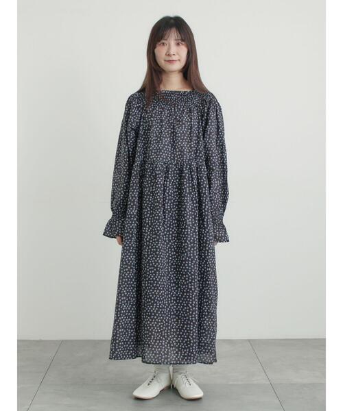 Samansa Mos2（サマンサ モスモス）の「花柄シャーリングワンピース（ワンピース・レディース・ブラック/カーキ/イエロー・M/S）」の11枚目の写真