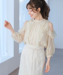 2026春夏新作 オープンショルダーフリルブラウス